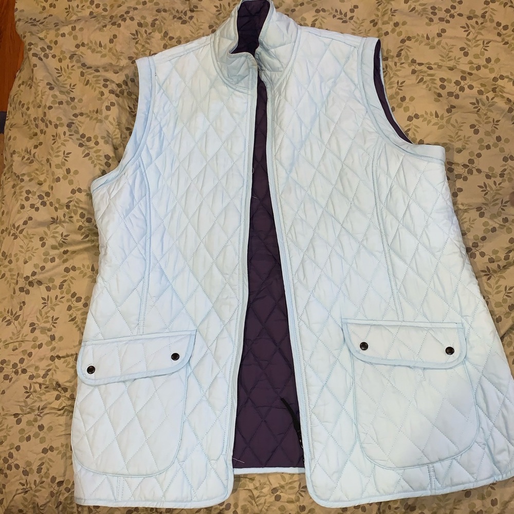 Reversible vest